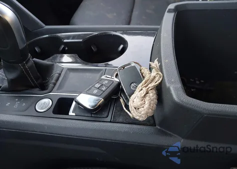 2023 Volkswagen Atlas Cross Sport 3.6L V6 Se W/Technology z USA, uszkodzony, nr VIN 1V2JE2CAXPC221537